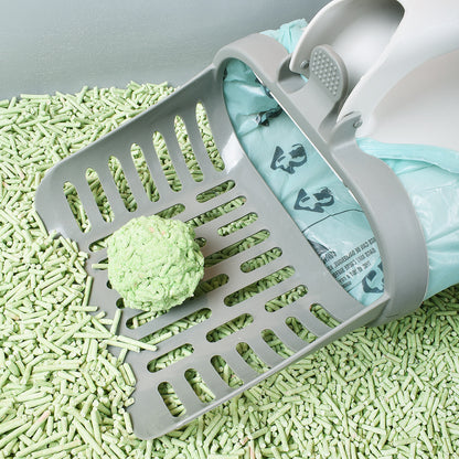All-in-one cat litter scoop