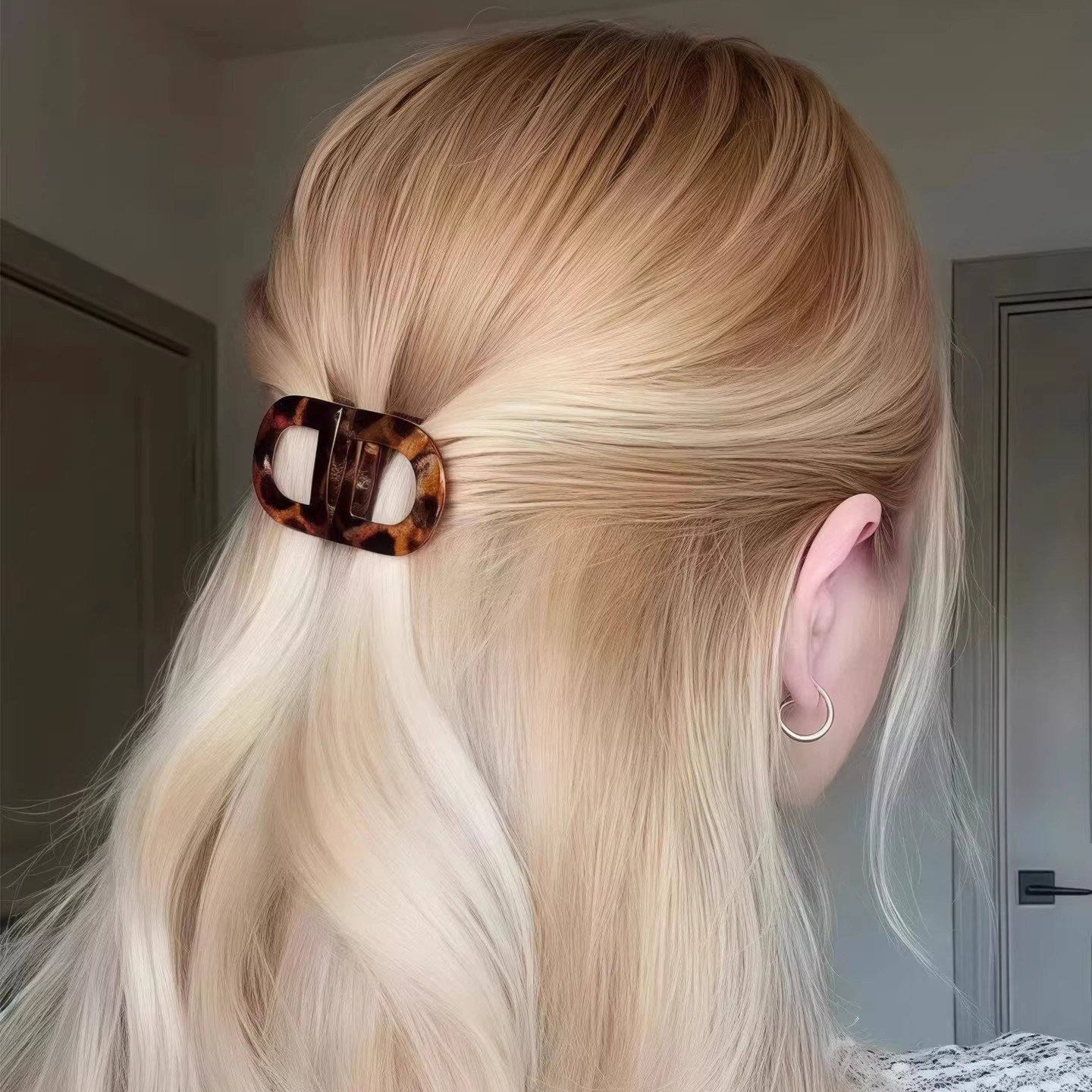 Women's Seamless Magnetic Hair Clip Decoration