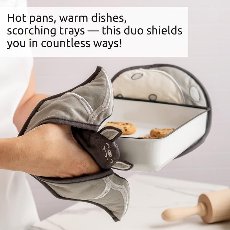 🔥🦇Batlicious Oven Mitts & Pot Holders Set