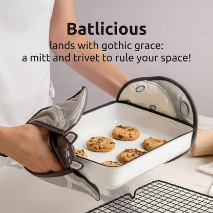 🔥🦇Batlicious Oven Mitts & Pot Holders Set