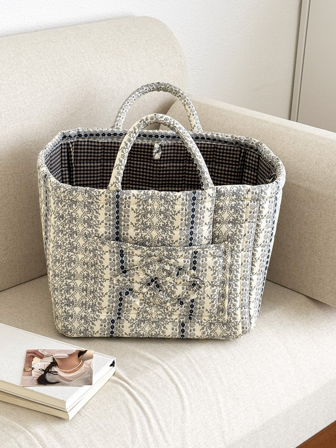 Lace Blue