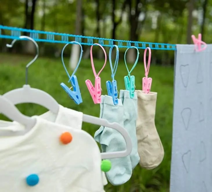 Adjustable Windproof Clothesline with Hooks - Portable Heavy Duty Travel Laundry Line for Outdoor. Backyard. Camping & Indoor Drying